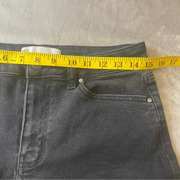 RSQ Dark Wash Jean Shorts - Picture 7 of 7